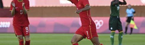 世界杯官方app-独木难支！王霜完美四喜难换3分 孱弱防线拉后腿