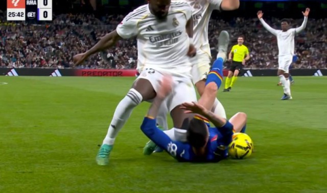 世界杯官网入口-西媒：裁判界均认定吕迪格应禁赛4-12场，当值VAR重大失误